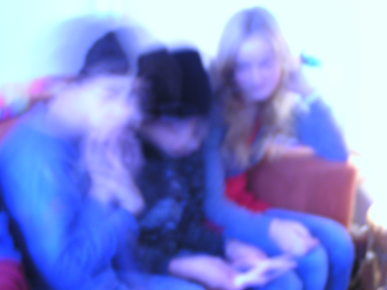 Three kids, one DS
